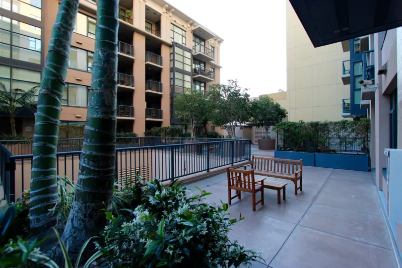 Trellis, City: Downtown San Diego, nice benches to sit and beautiful buildings, trees and plants