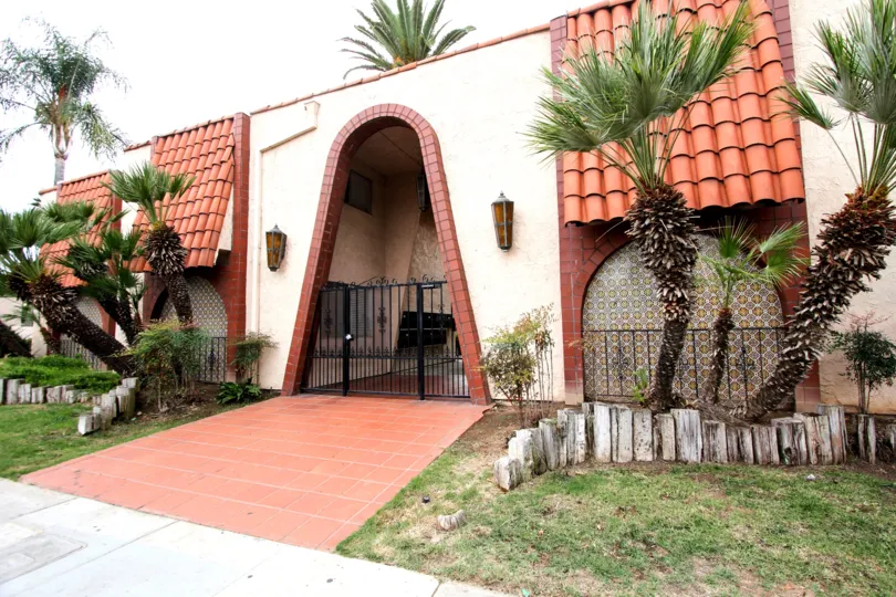 ALT="Anza Palms Community at El Cajon in California"