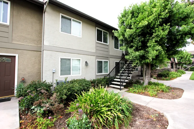 Arbors of Oakdale El Cajon California house with apartmens and stairs