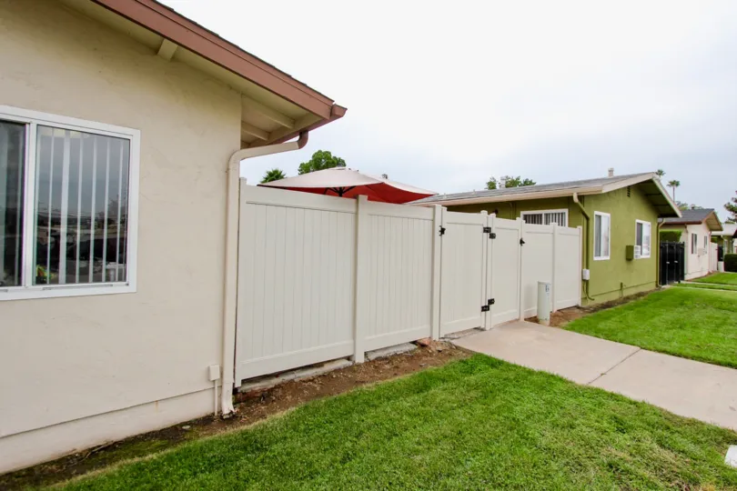 a most attractive bungalow with beautiful tree and garden comfortable climate clean way visit with with family in weekend