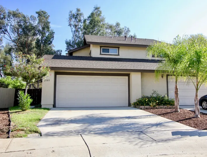 small and beautiful most attractive house with beautiful tree with comfortable climate visit with family in weekend