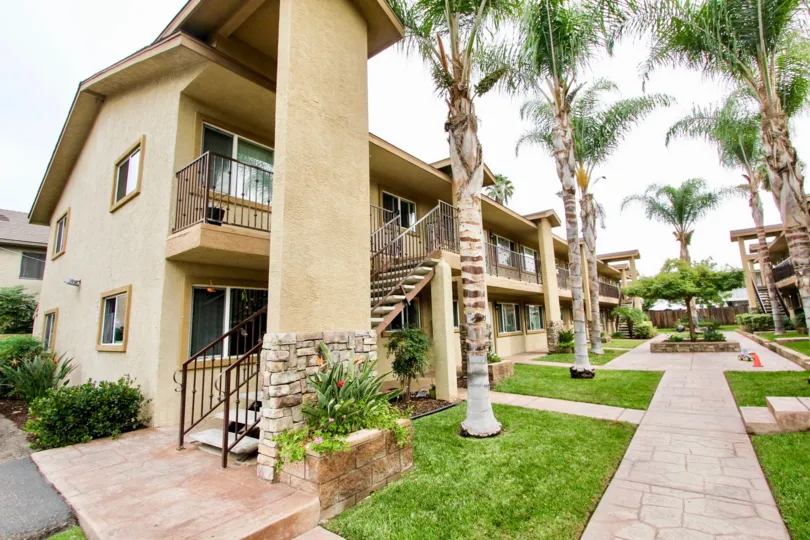 A sunny day in the El Palacio community courtyard.