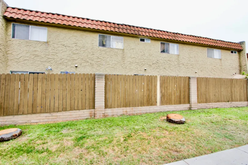 ALT=" Emerald Villas Community at El Cajon in California"