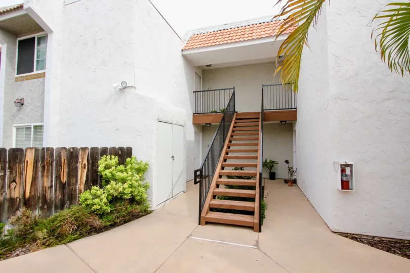 ALT="Granite View Villas Community at El Cajon in California"