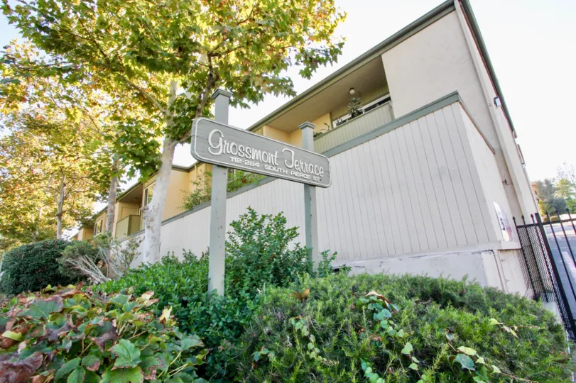 ALT="Grossmont Terrace Community at El Cajon in California"