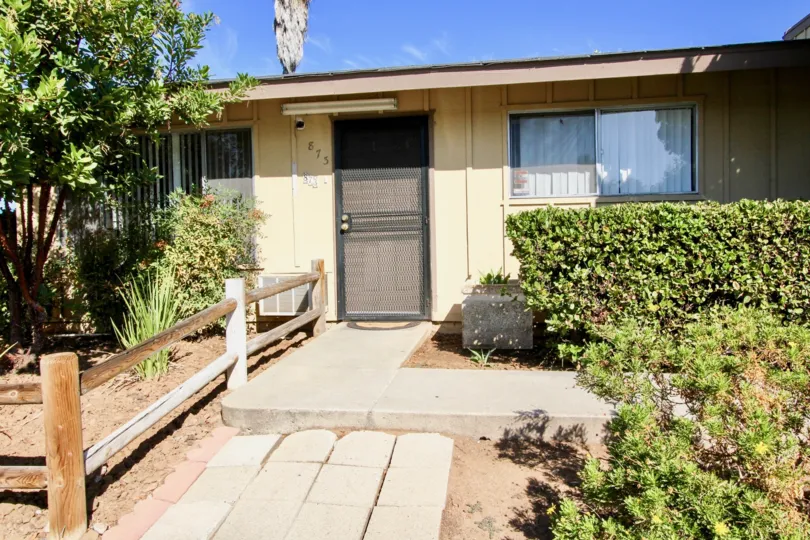 Entrance to a house with a garden in Kings Mark of El Cajon City in California