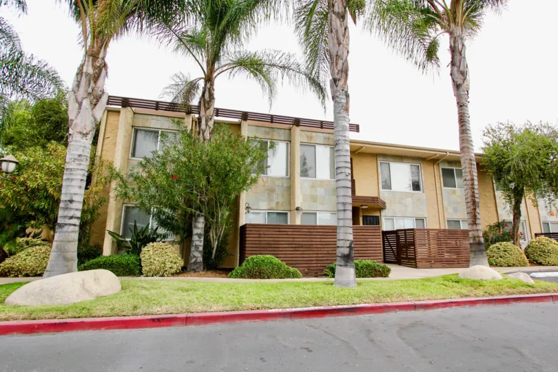 La Quinta Gardens Apartment Community in El Cajon, California