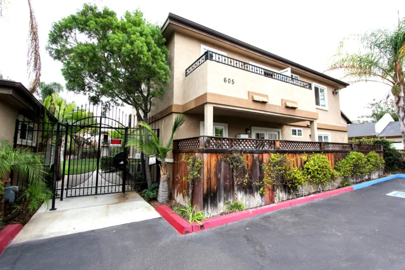 ALT="Mollison Villas II Community at El Cajon in California"