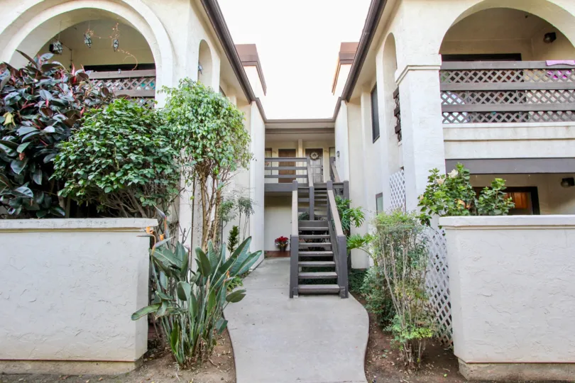 ALT="Olive Hills Community at El Cajon in California"