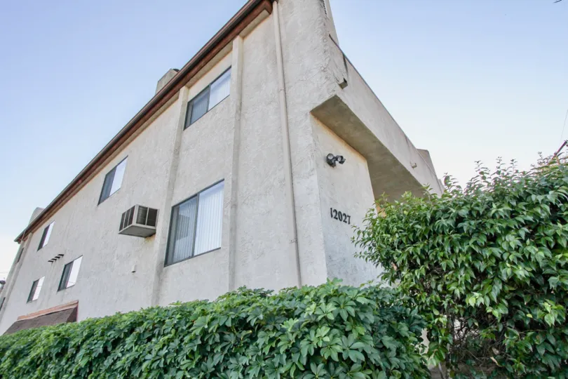 Two story housing on a hillside at Palaie Royal in El Cajon California