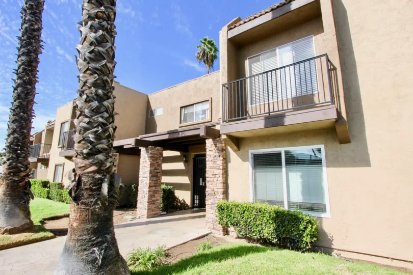 A photo of Apartment complex in El Cajon California