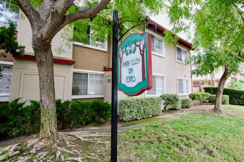A photograph of a condominium in Park Glen on Estes - El Cajon California