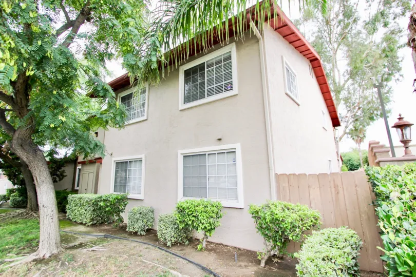 ALT="Park Glen on Estes Community at El Cajon in California"