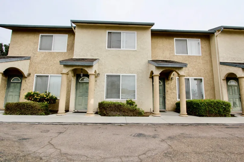 Live in a tight knit community in El Cajon's Peach Gardens. Only a Drive away from San Diego.