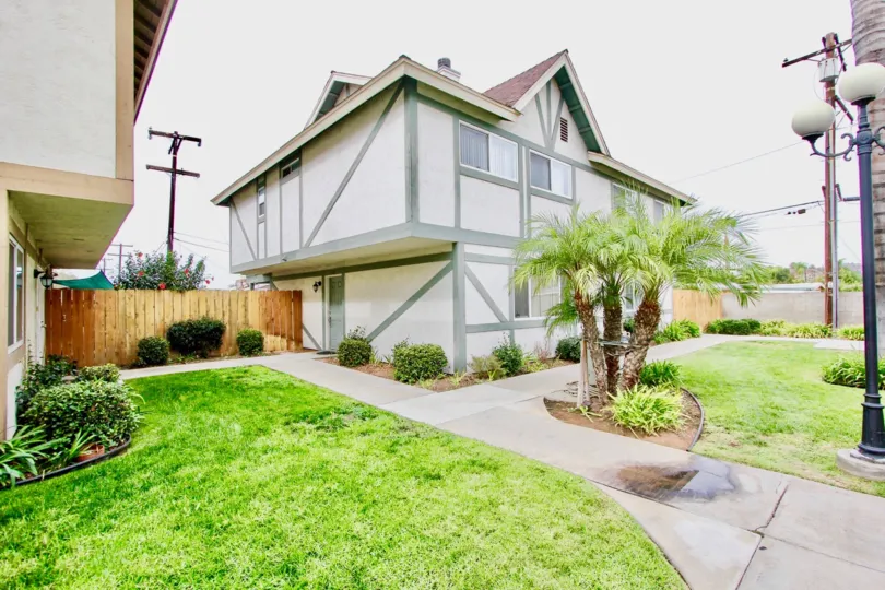 Nice home in the Sagewood Estates in sunny California