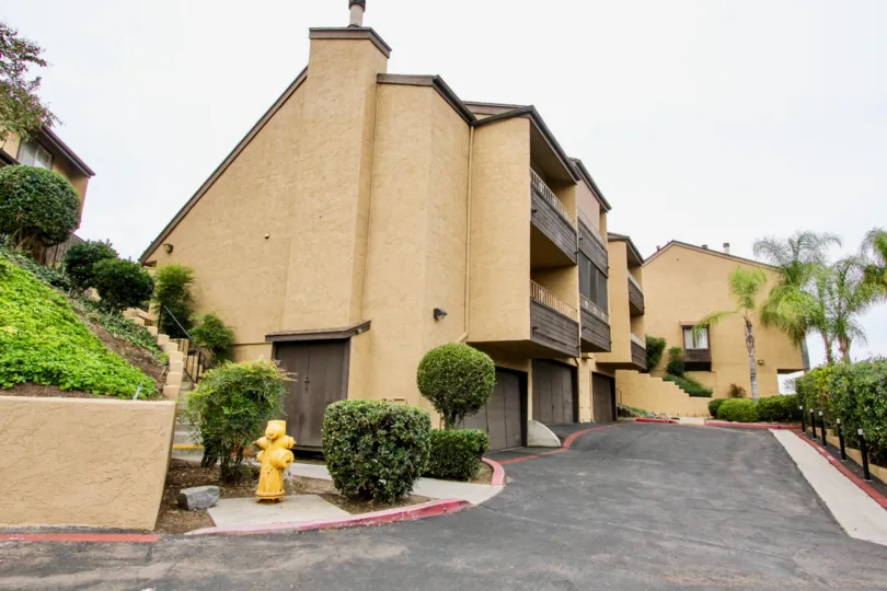 A photograph of an Apartment complex in Stone Edge - El Cajon California