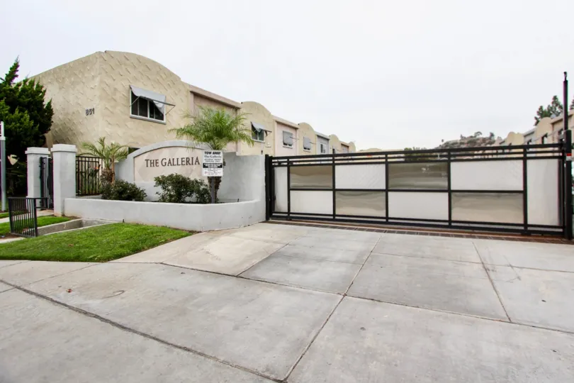 Nice gated and amazing community of The Galleria, California