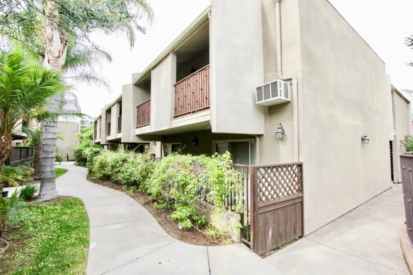 apartment building during the day in el Cajon california