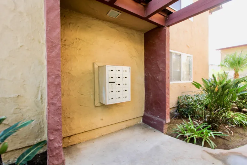 small and beautiful most attractive house with beautiful tree with comfortable climate visit with family in weekend