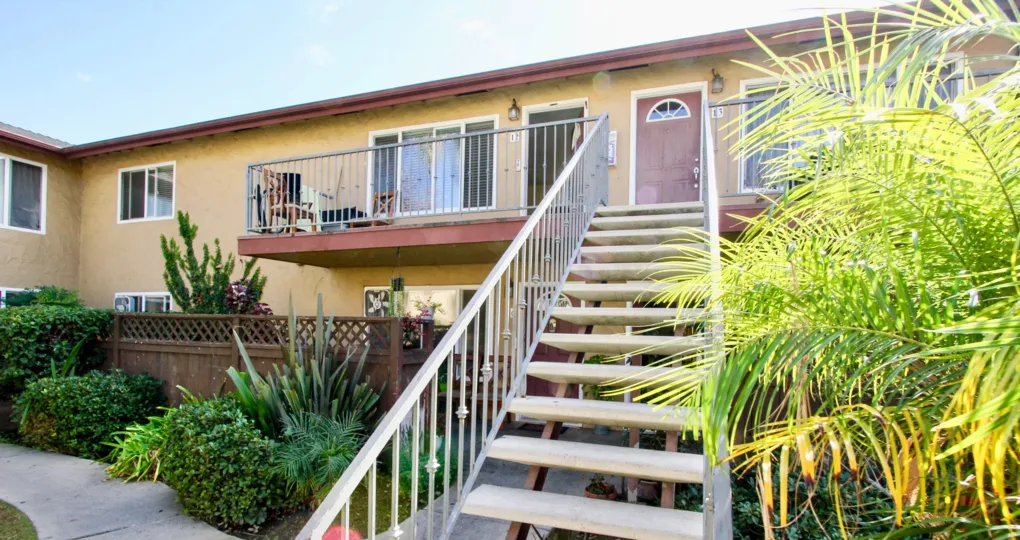 A long staircase upto the front door of Verde Villas in El cajon