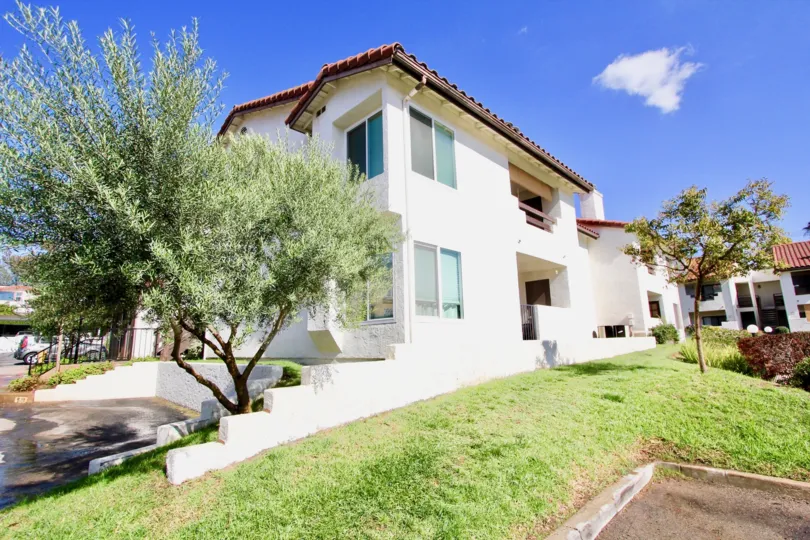 Two story town-homes at Adobe Hills in Escondido California