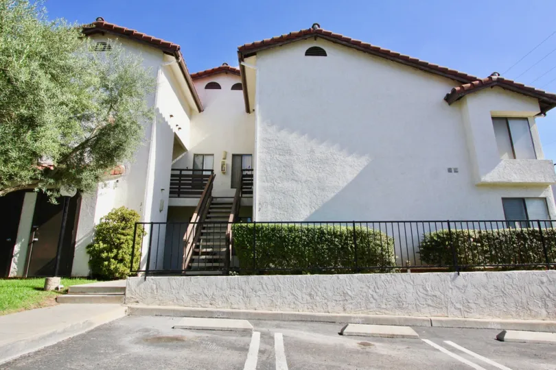 : Adobe Hills  ,Escondido ,California, white building,black rails,