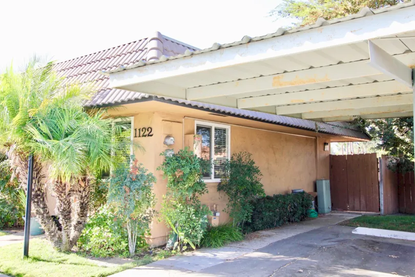 A brown home in the Broadway Pines area of Escondido CA