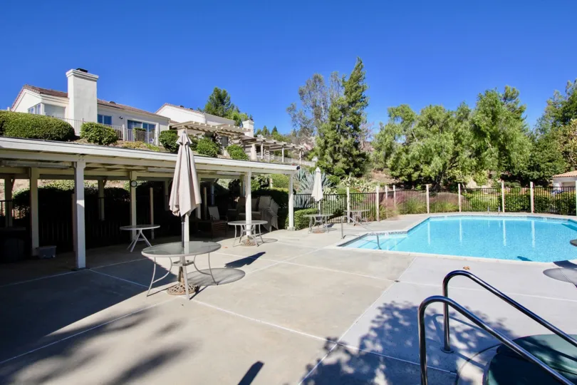 Castle Creek Villas Escondido San Diego Condo CA 3 Bdrm, 2 Bath Condo, FP, Patio, Pool, Golf Course, Club House