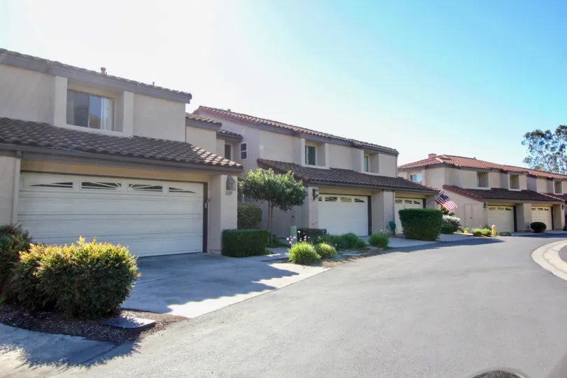 Escondido Country Club, Southern California, Clubhouse, Fitness Center, Swimming Pool, Basketball Court, Laundry, Playground