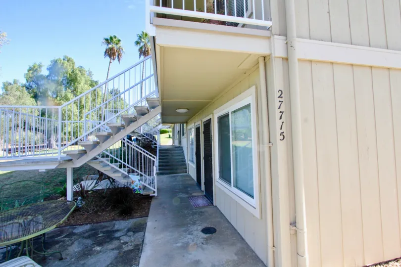 Community: Hidden Meadows Condos  City: Escondido  State: California