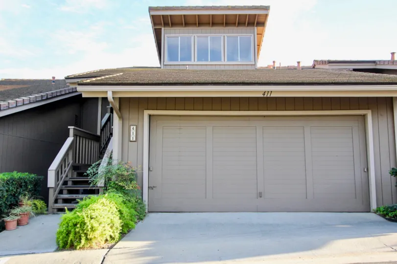 Two story residence at Morningside Wood in Escondido California