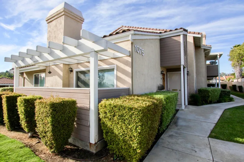 Mountain View Villas Escondido California Home Bushes Yard