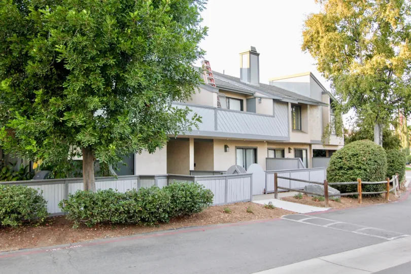 Quarry Glenn Community Apartments , Escondido, california