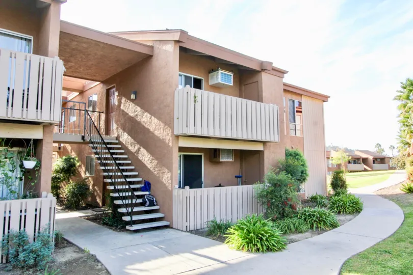 Rock Springs East community Escondido California stairs sidewalks landscaping shrubbery balcony covered entry