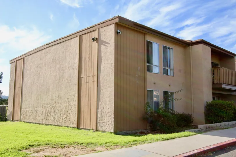 Back side view of the build have plants aside the building in Rock Springs West