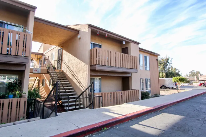 Street view of the building with stairs in Rock Springs West