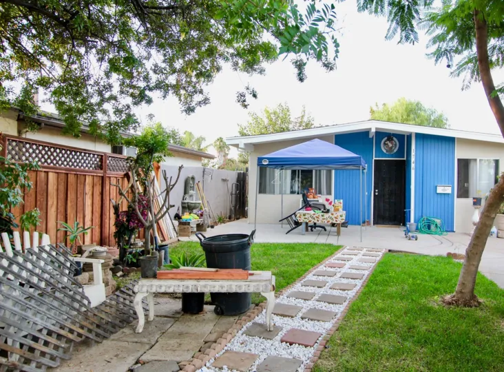 recreative Area of the Rosedale Manor  where activities can take place, Escondido, California