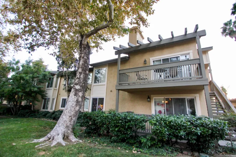 Two story townhomes at Sienna Hills in Escondido California