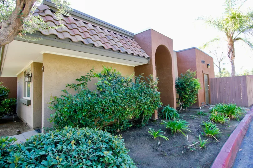 Small garden beside house in Sommerset Woods, Escondido, California.