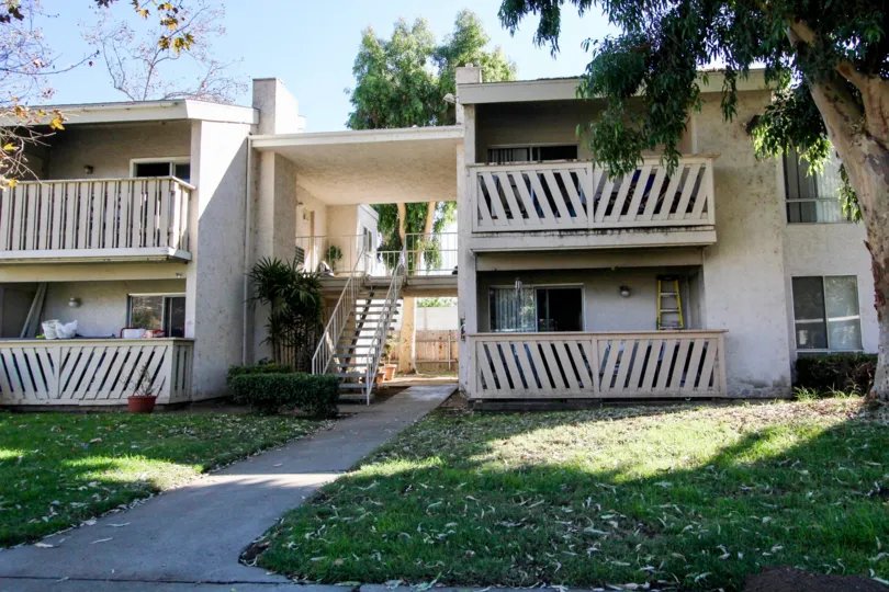 Community: Sun Mountain Springs  City: Escondido  State: California