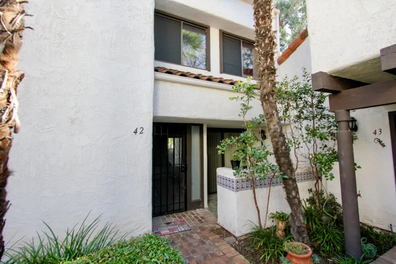 Sunset Woods  , Escondido , California, white building, number