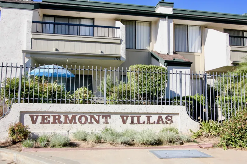 vermont villas is most beautiful house and very attractive with so nice a garden in the house and very clean area come and see