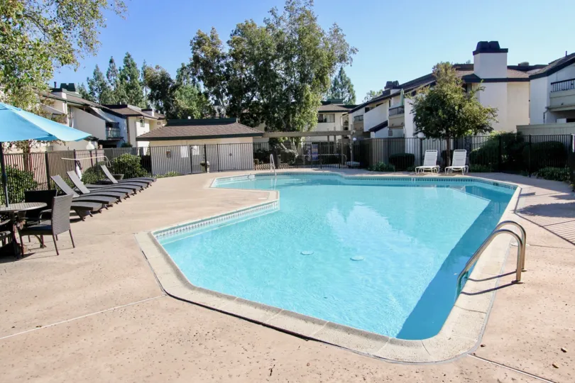 Vermont Villas in escondido most famous place attractive house with swimming pool and beautiful tree comfortable climate