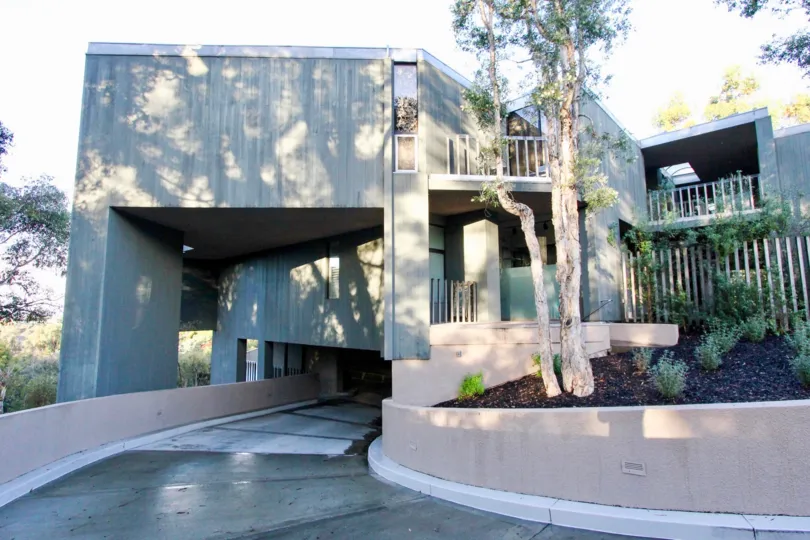 come and enjoy at 3100 Front in Hillcrest, California