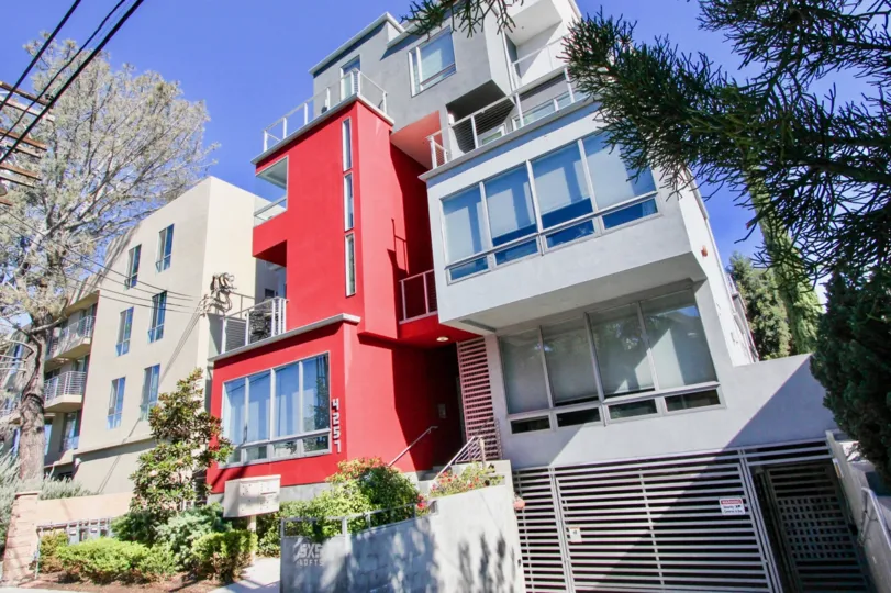 A building consisting of different colored sections at 5x5 Lofts in Hillcrest CA
