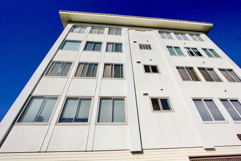 bridge towers is a sky level building of hillcrest city in california