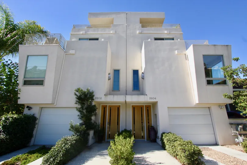 watch your best at Essex Royal in Hillcrest, California