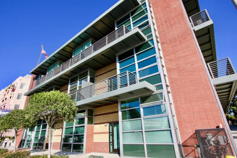 Gorgeous glass wall apartment building in the city of Hillcrest, California