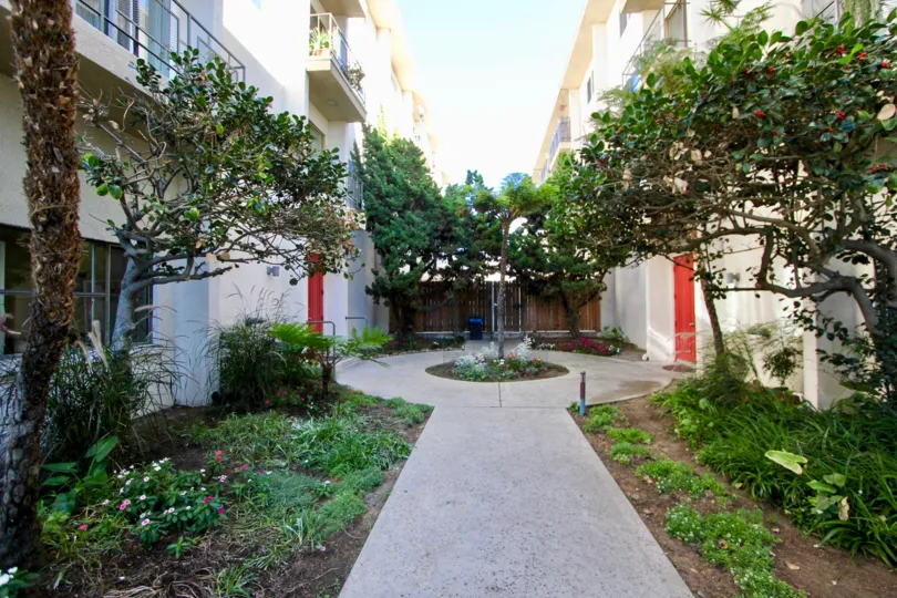 This is the park royal community in Hillcrest California.. looks like a court with pretty scenery