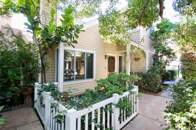 beautifull homes at Peppercorn in Hillcrest, California